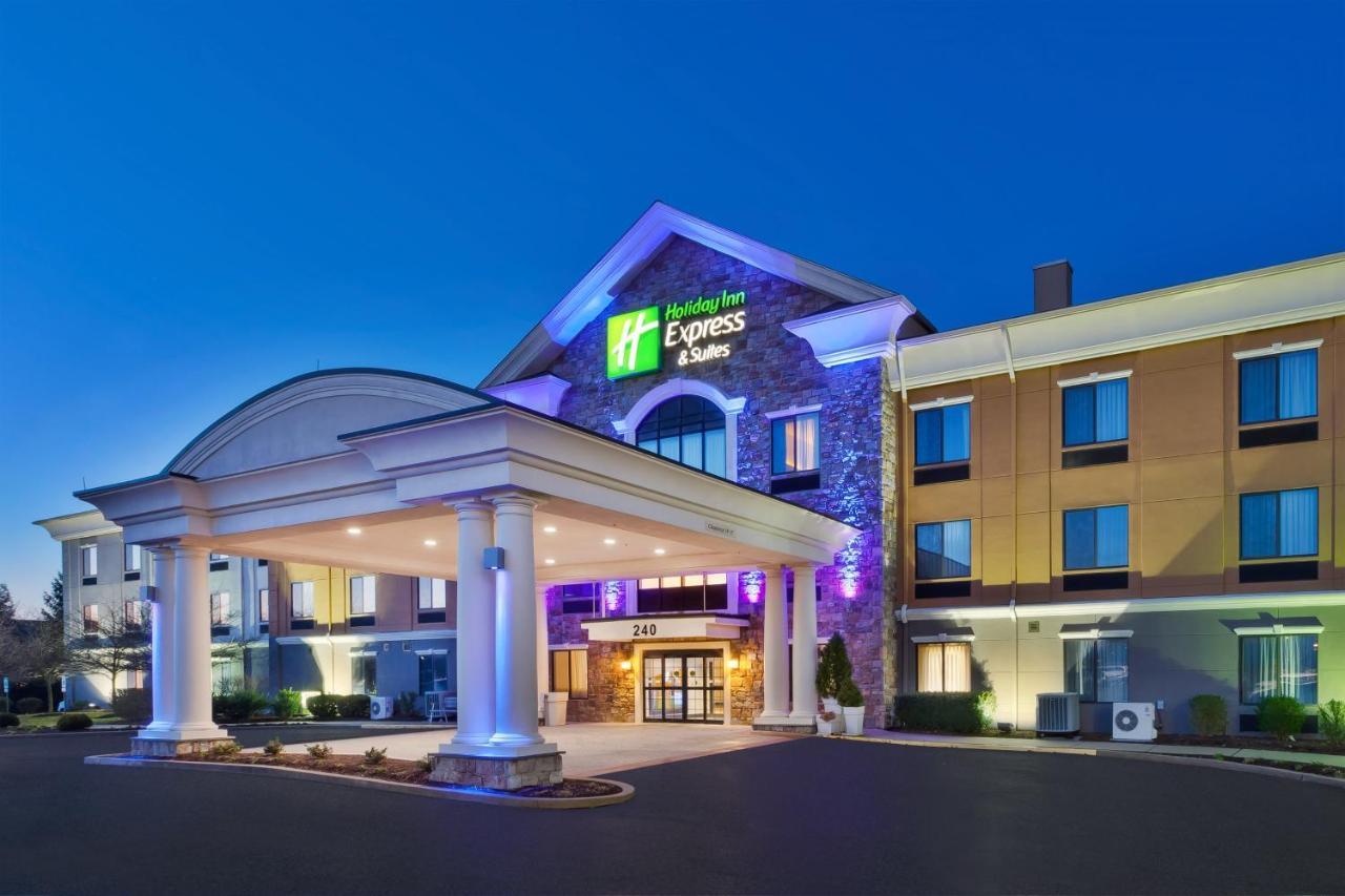 Holiday Inn Express Hotel & Suites Warminster-Horsham, An Ihg Hotel Zewnętrze zdjęcie