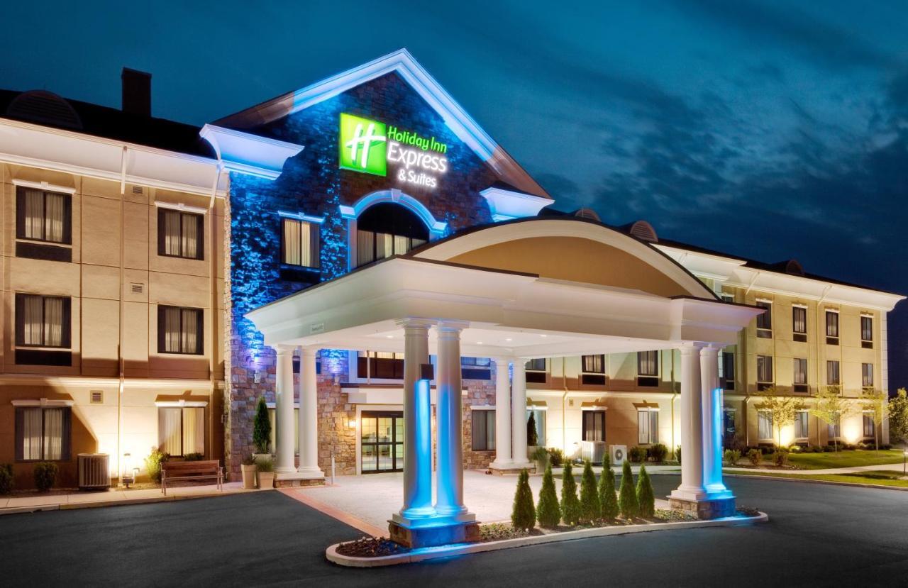 Holiday Inn Express Hotel & Suites Warminster-Horsham, An Ihg Hotel Zewnętrze zdjęcie